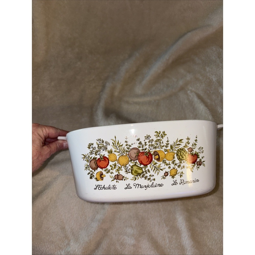 Vintage Corelle Spice Of Life 5 quart Baker No Lid FLAWS